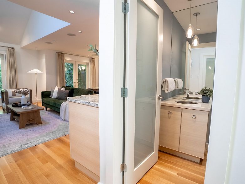 23 4900 Cartier Street