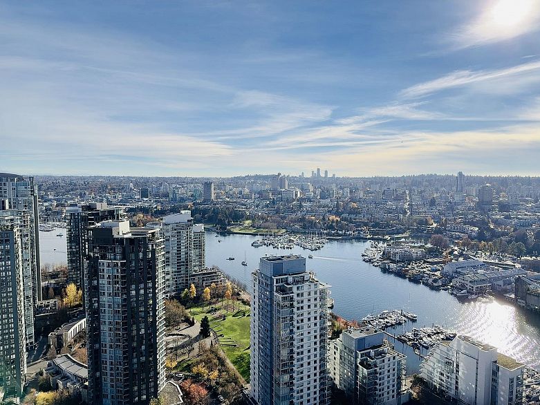 4510 1480 Howe Street