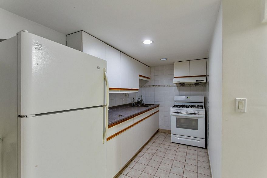 2770 Cambridge Street