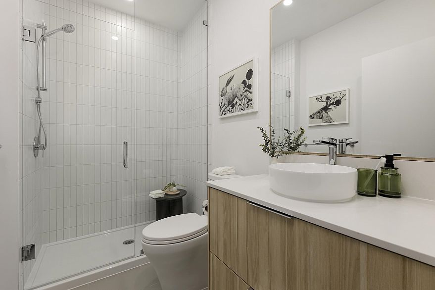 201 2450 Garden Drive