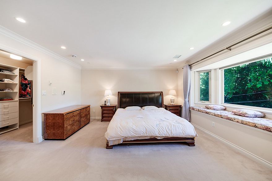 7088 Wiltshire Street