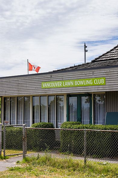 203 4932 Cambie Street