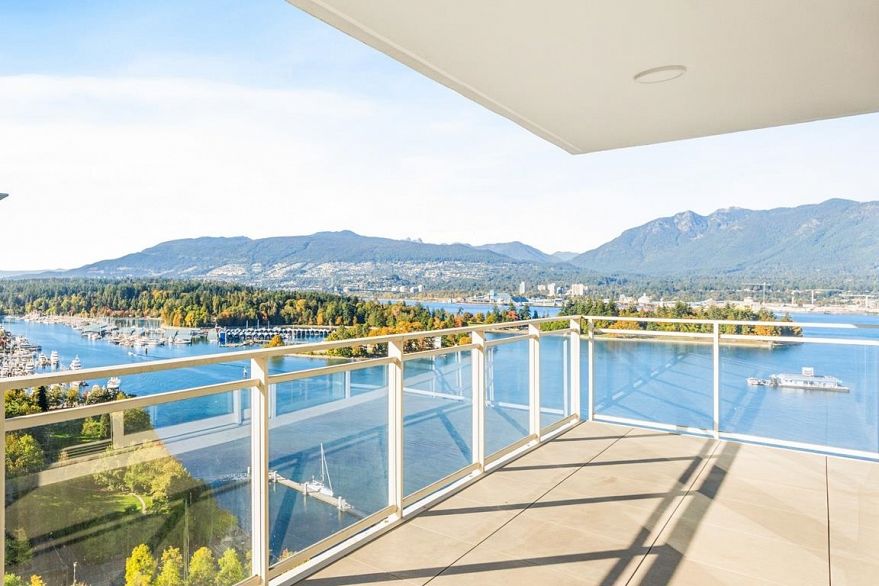 2101 1139 W Cordova Street