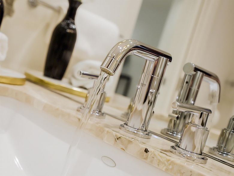 23 4900 Cartier Street