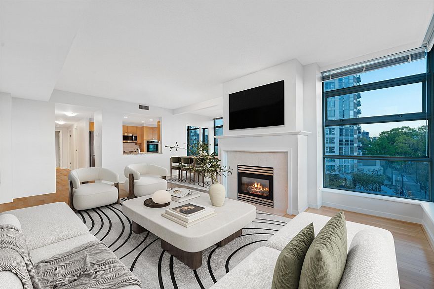 504 1790 Bayshore Drive