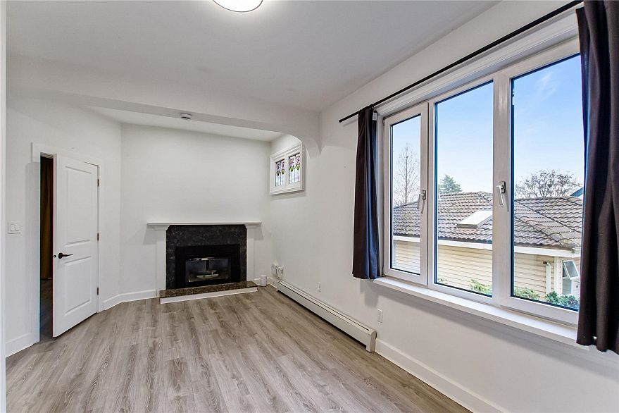 2770 Cambridge Street