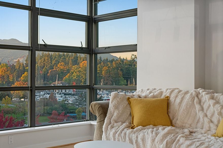 504 1790 Bayshore Drive