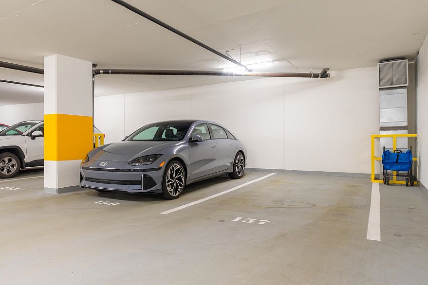 905 1365 Davie Street