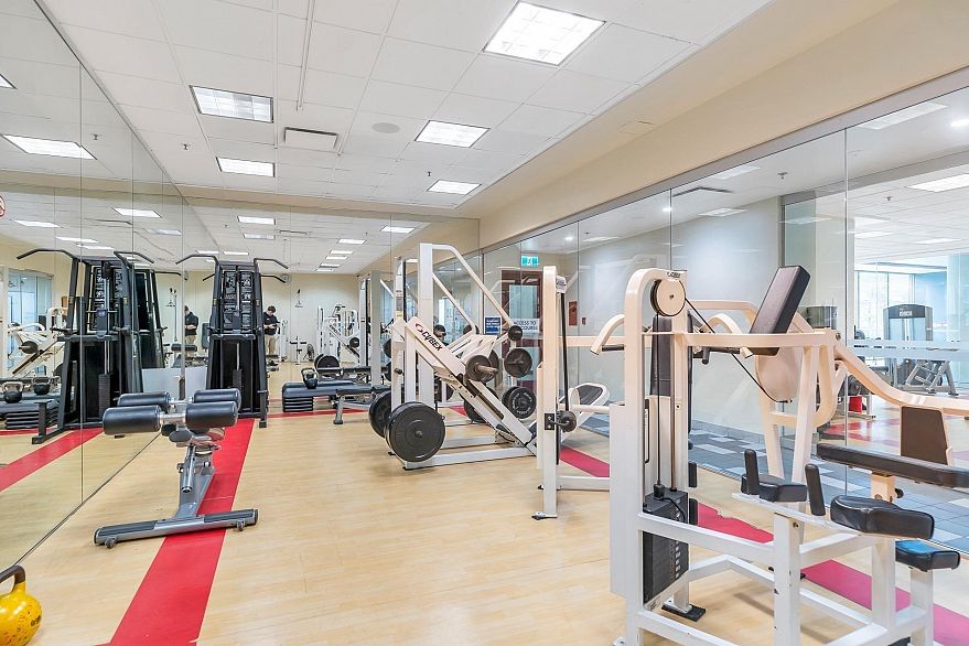 2005 1050 Burrard Street