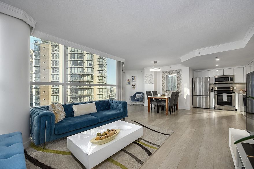 2005 1050 Burrard Street