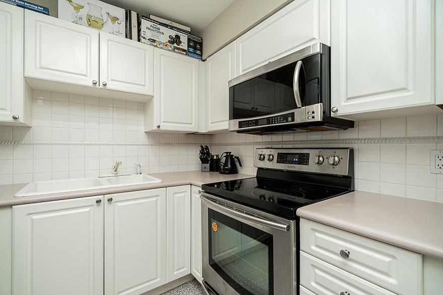 304 488 Helmcken Street