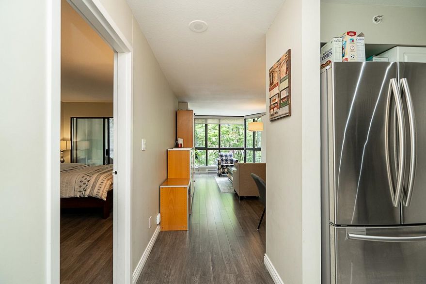 304 488 Helmcken Street