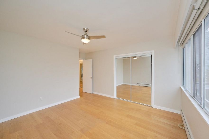 205 5926 Tisdall Street