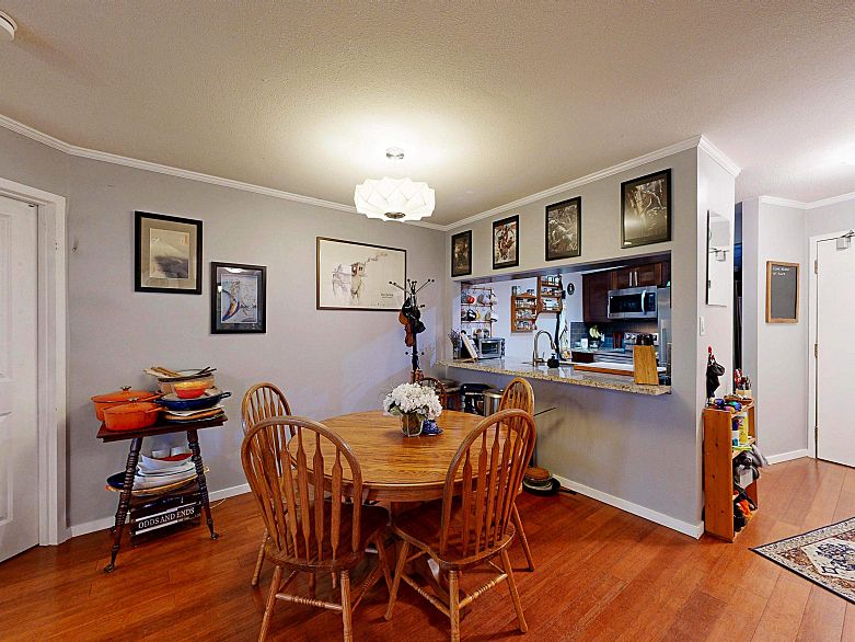 201 2222 Prince Edward Street