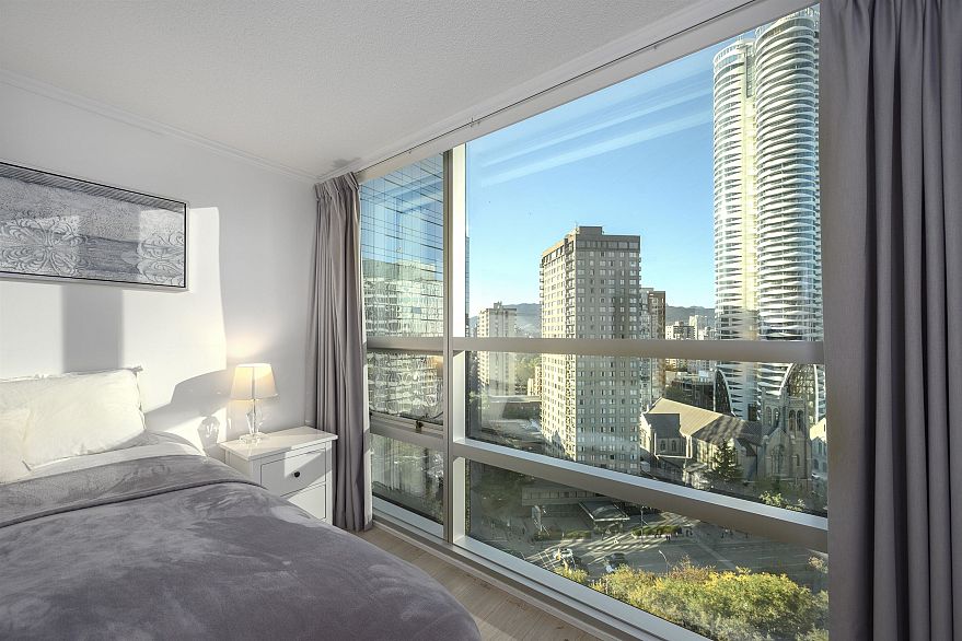 2005 1050 Burrard Street