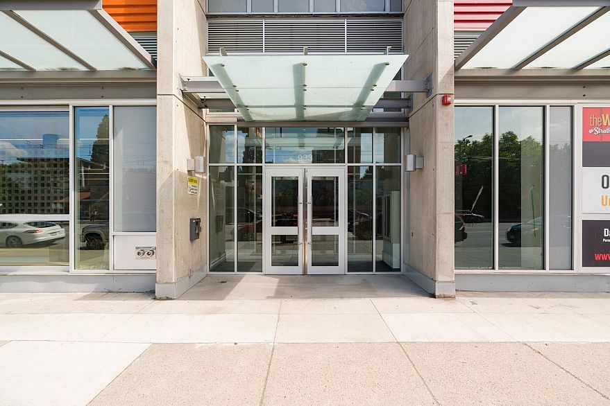 808 933 E Hastings Street