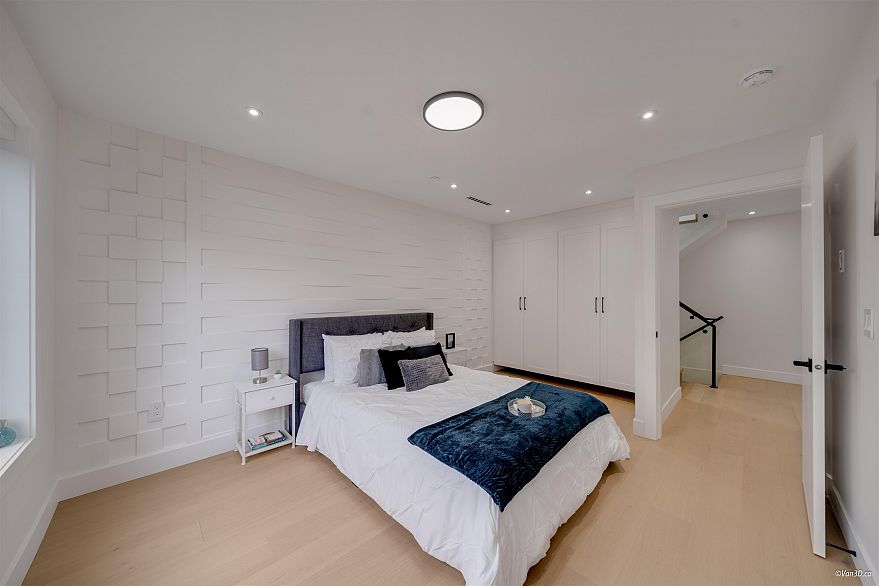 1 4463 Walden Street