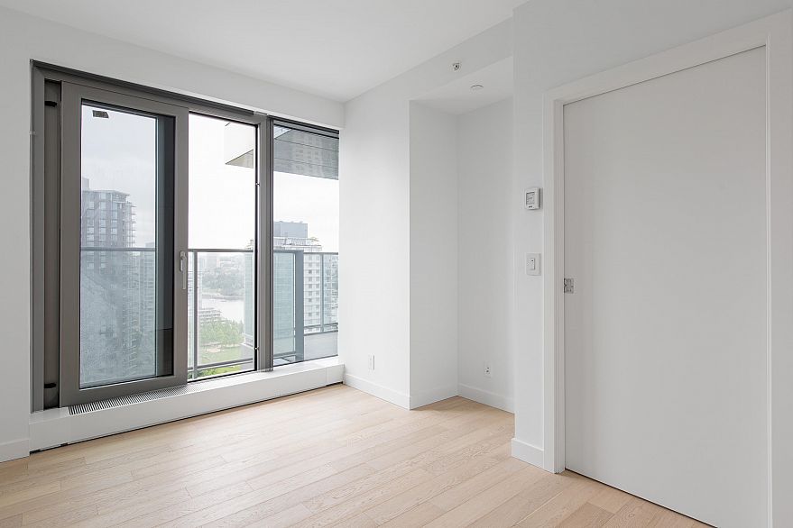 2501 1480 Howe Street