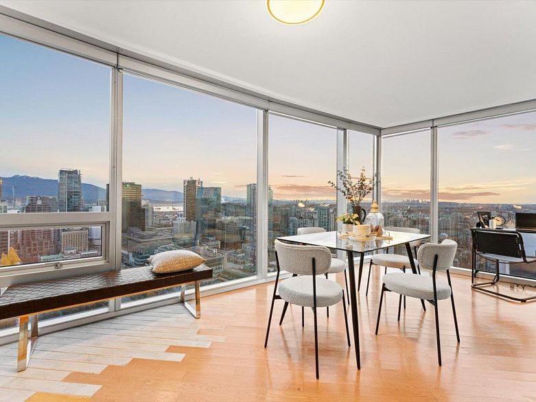 3204 938 Nelson Street