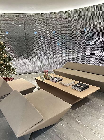 1905 1568 ALBERNI, Vancouver BC V6G 0E3