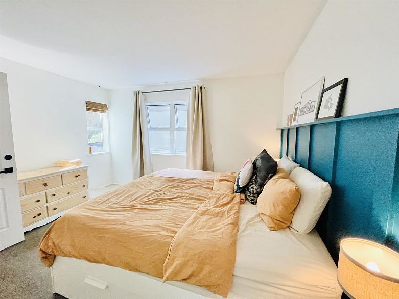 2 3238 Quebec Street