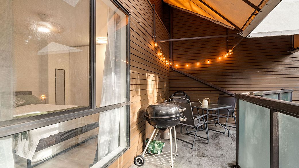 318 1345 W 15th Avenue