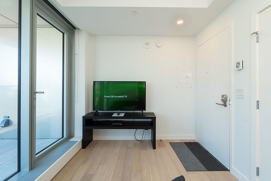 2010 1480 Howe Street