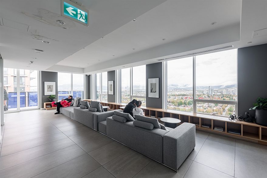 1604 5058 Joyce Street