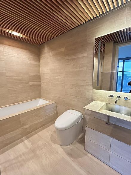 1905 1568 ALBERNI, Vancouver BC V6G 0E3