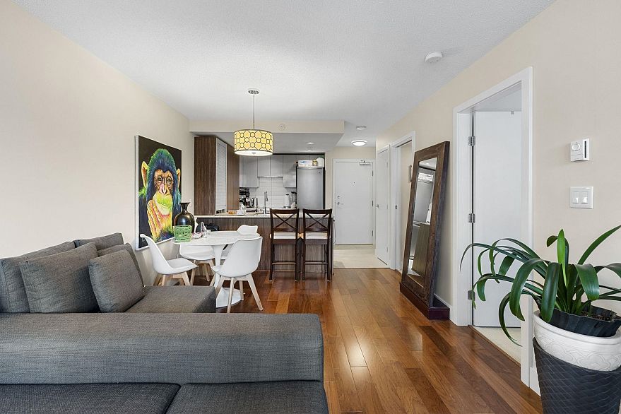 507 1088 Richards Street