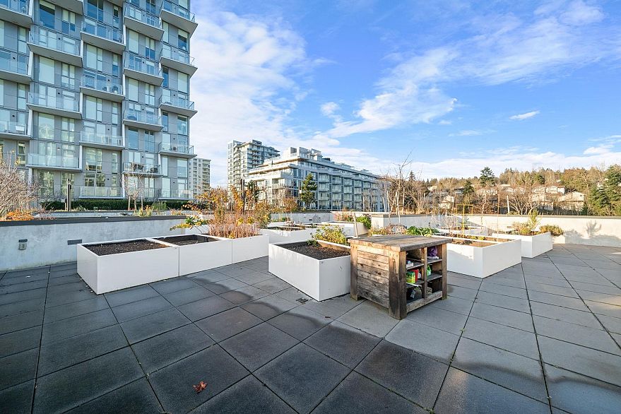 320 3538 Sawmill Crescent