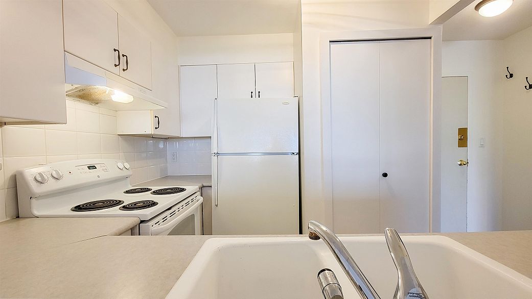 503 288 E 8th Avenue