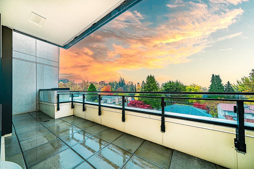 501 5212 Cambie Street