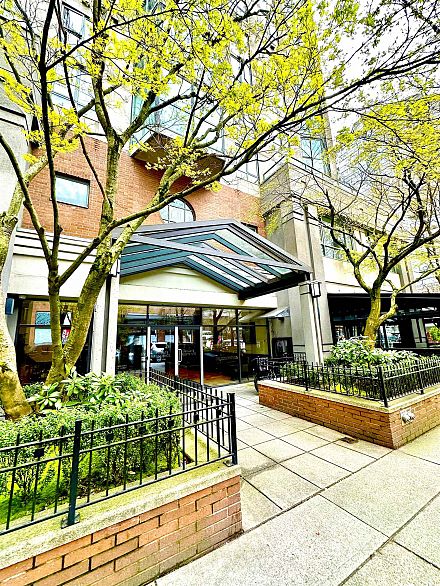 806 1188 Howe Street