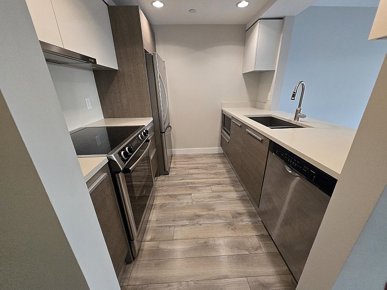 1204 1323 Homer Street