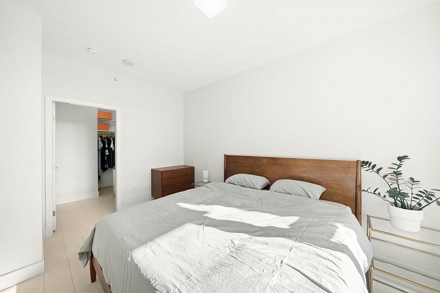 320 3538 Sawmill Crescent