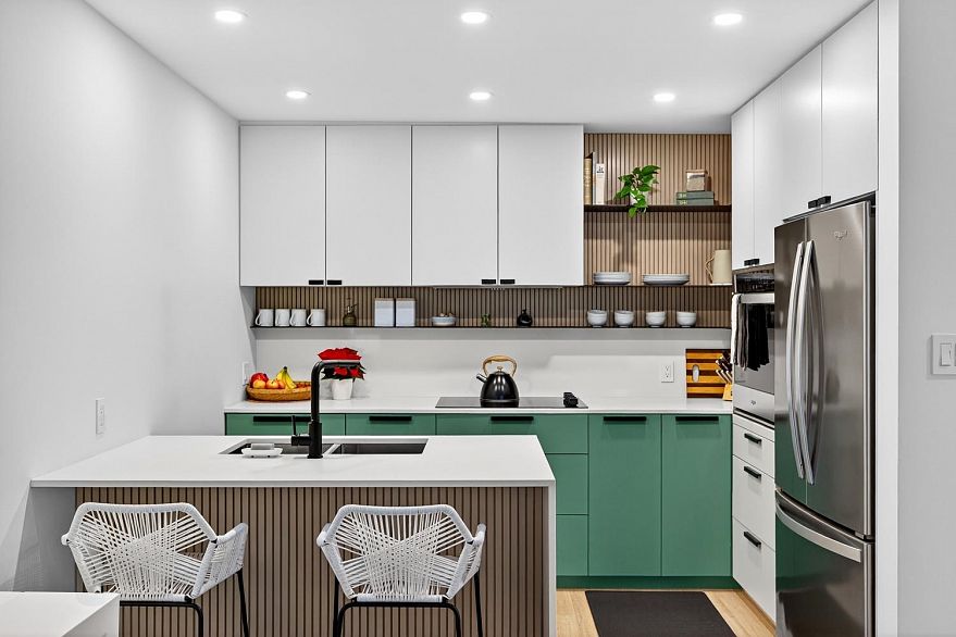 314 1429 E 4th Avenue