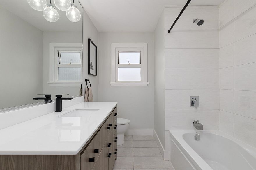 919 E 27TH AVENUE, Vancouver BC V5V 2L3