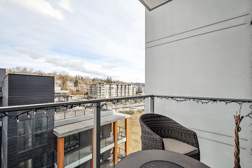 702 3581 E Kent Ave North