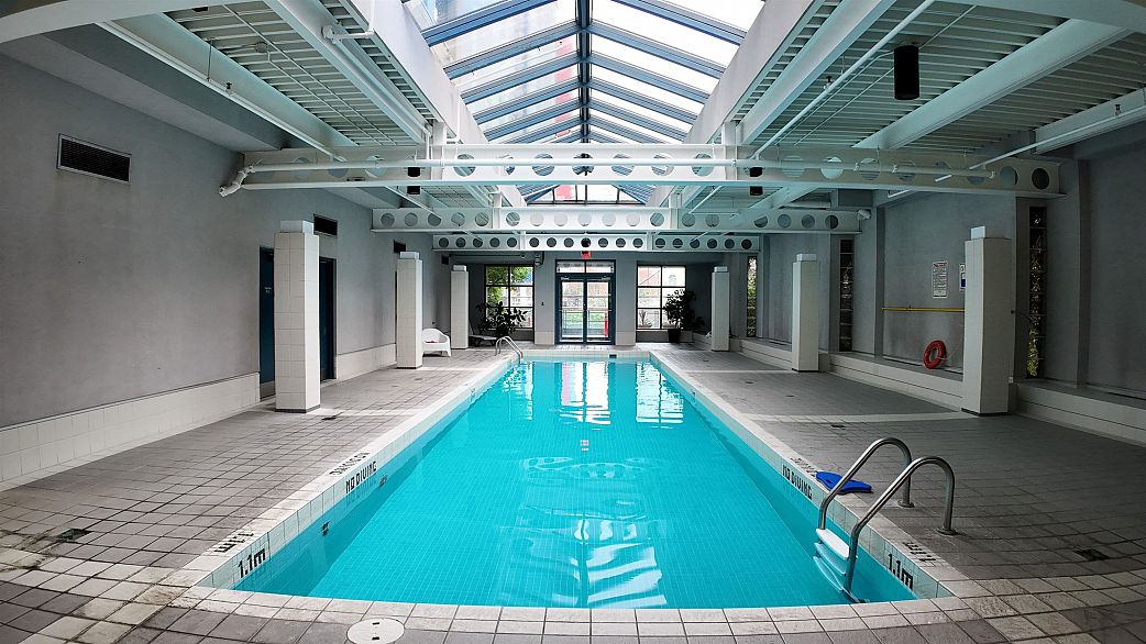 2304 183 Keefer Place