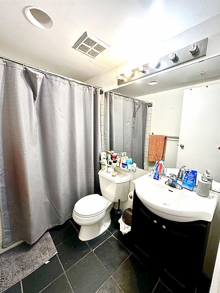 806 1188 Howe Street