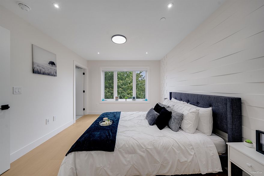 1 4463 Walden Street