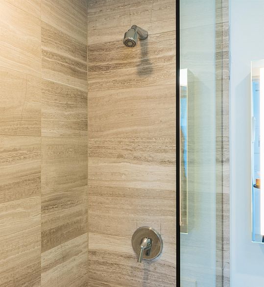 2010 1480 Howe Street