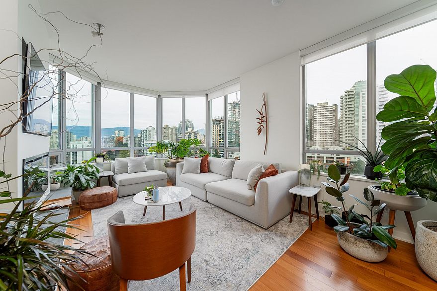 1506 1005 Beach Avenue