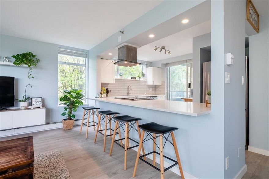 307 3061 E Kent Avenue North