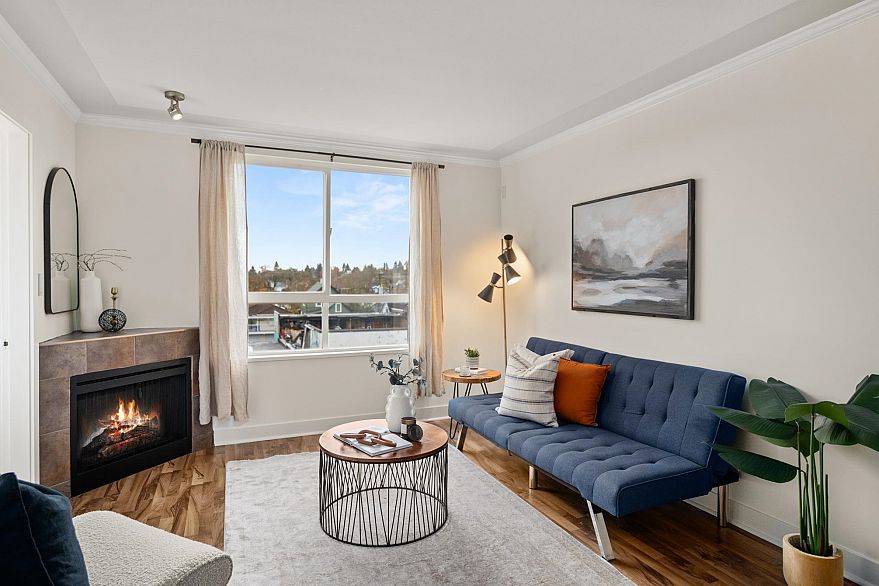 PH6 2265 E Hastings Street