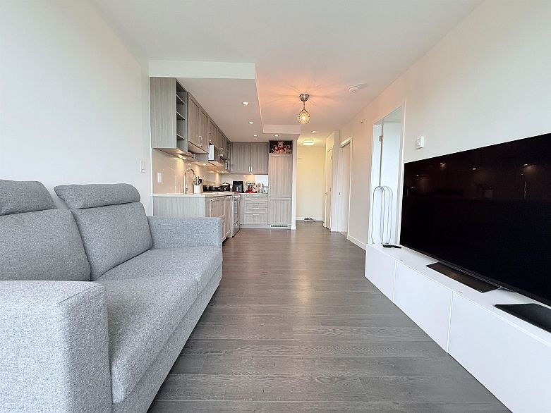 2101 5470 Ormidale Street