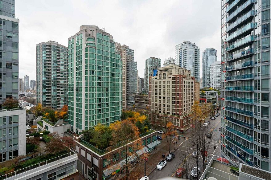 1209 233 ROBSON STREET, Vancouver BC V6B 0E8