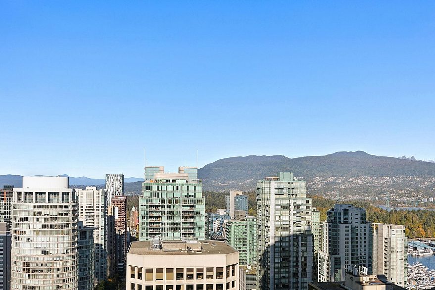 3309 1111 Alberni Street