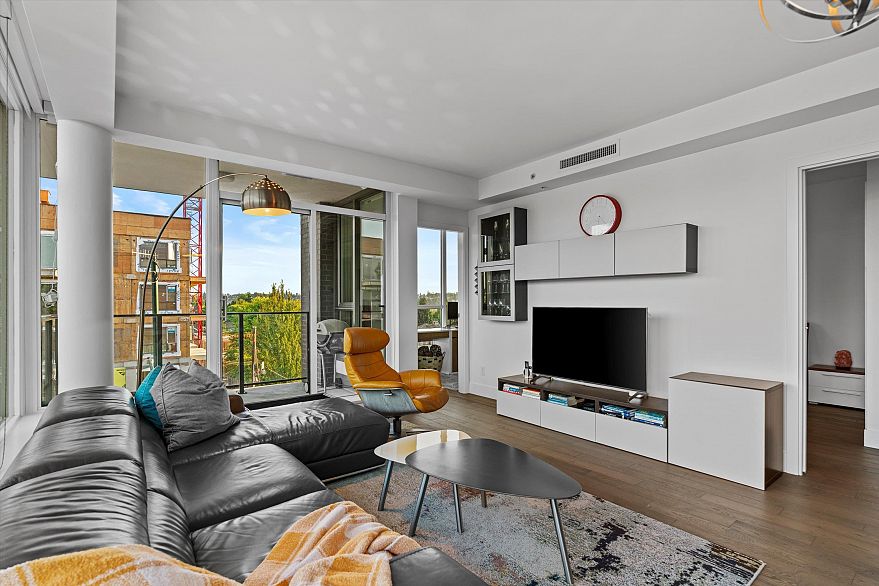 312 2118 W 15th Avenue